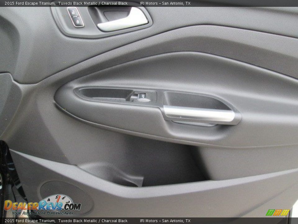 2015 Ford Escape Titanium Tuxedo Black Metallic / Charcoal Black Photo #36