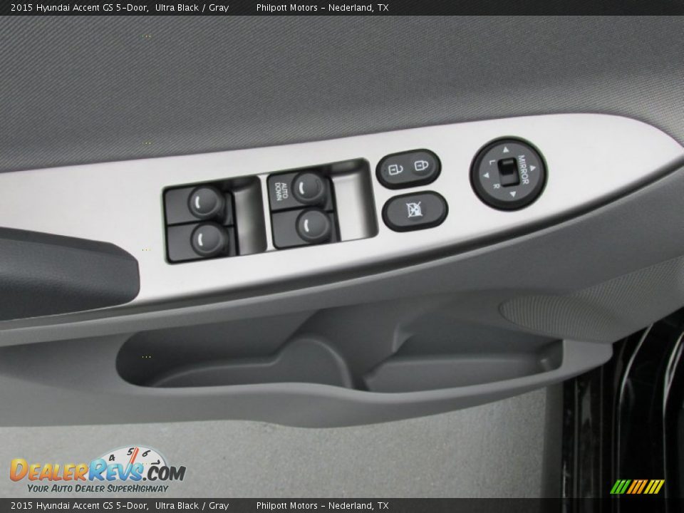 2015 Hyundai Accent GS 5-Door Ultra Black / Gray Photo #19