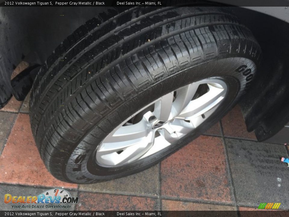 2012 Volkswagen Tiguan S Pepper Gray Metallic / Black Photo #14