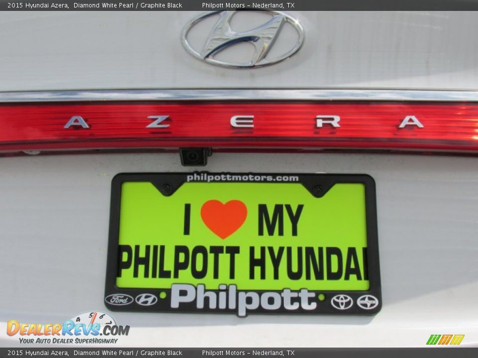2015 Hyundai Azera Diamond White Pearl / Graphite Black Photo #13