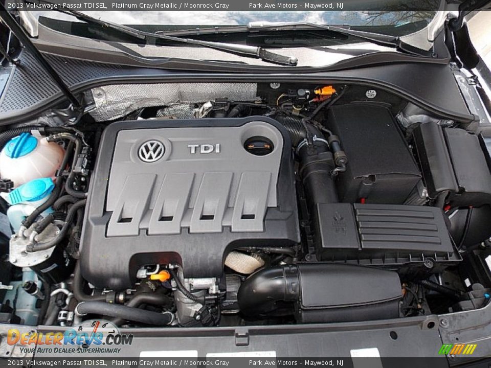 2013 Volkswagen Passat TDI SEL Platinum Gray Metallic / Moonrock Gray Photo #36