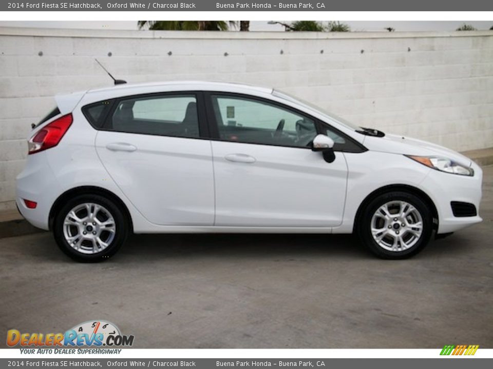 2014 Ford Fiesta SE Hatchback Oxford White / Charcoal Black Photo #8