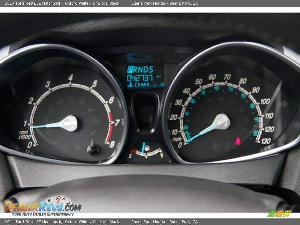 2014 Ford Fiesta SE Hatchback Oxford White / Charcoal Black Photo #21