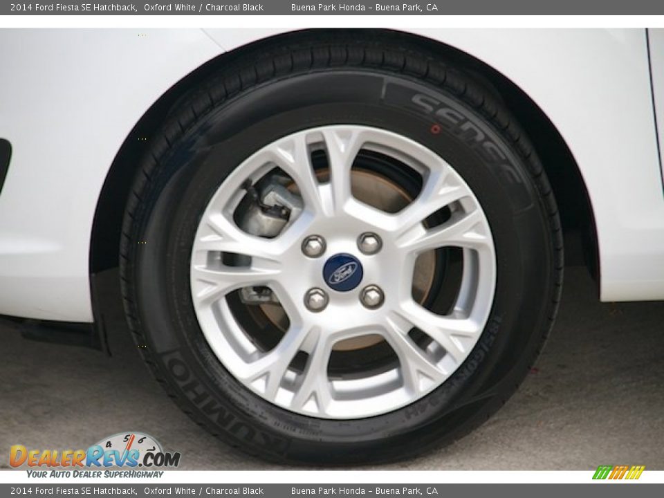 2014 Ford Fiesta SE Hatchback Oxford White / Charcoal Black Photo #27