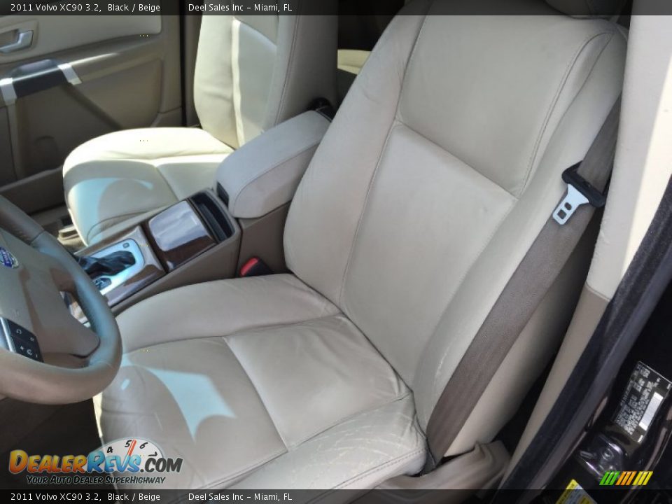 2011 Volvo XC90 3.2 Black / Beige Photo #9