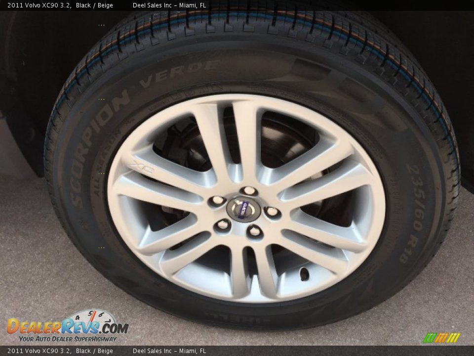 2011 Volvo XC90 3.2 Black / Beige Photo #14