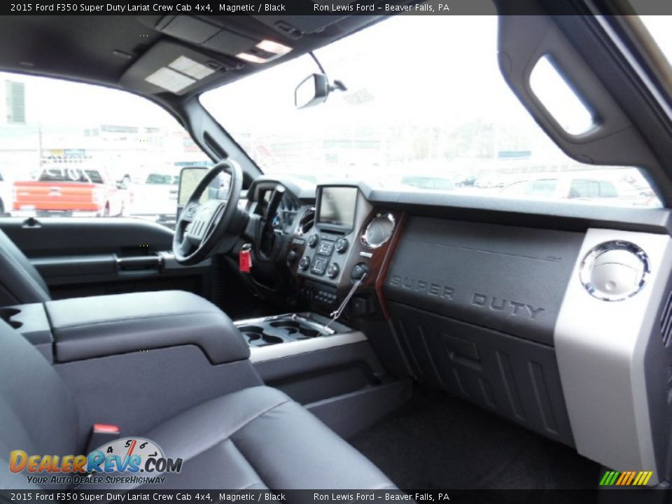 2015 Ford F350 Super Duty Lariat Crew Cab 4x4 Magnetic / Black Photo #2