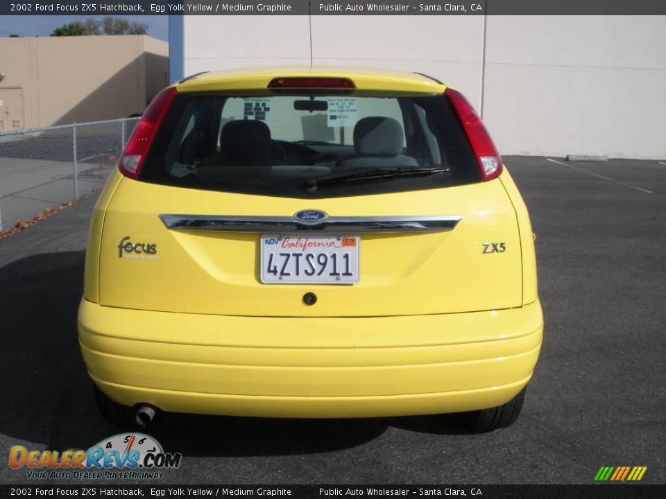 2002 Ford Focus ZX5 Hatchback Egg Yolk Yellow / Medium Graphite Photo #5