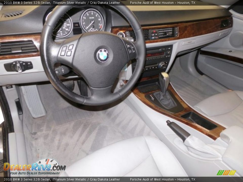 2010 BMW 3 Series 328i Sedan Titanium Silver Metallic / Gray Dakota Leather Photo #16