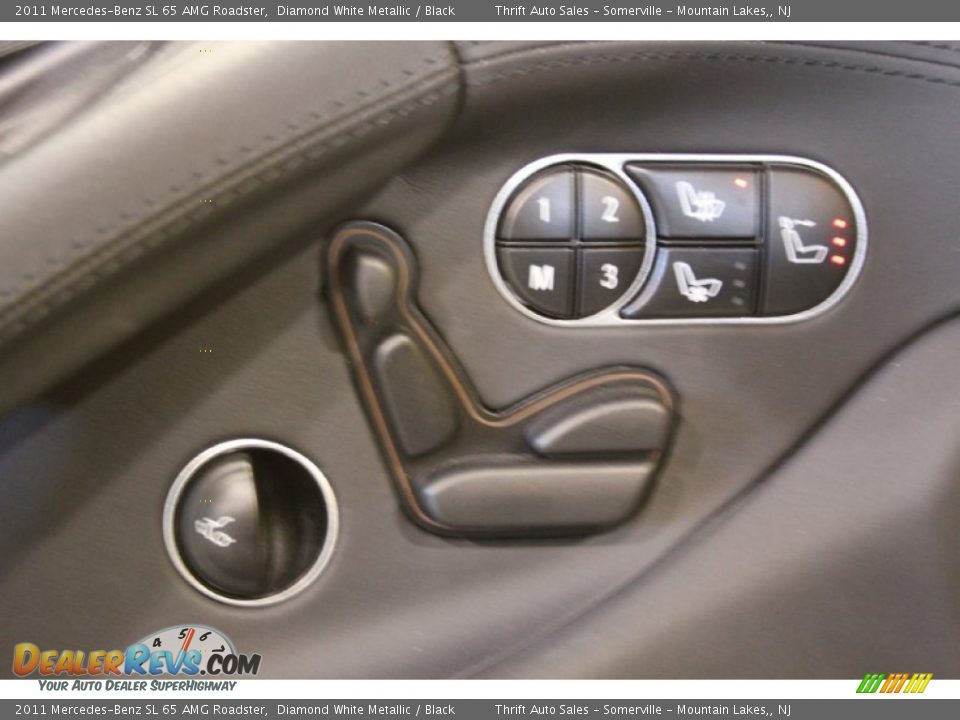 Controls of 2011 Mercedes-Benz SL 65 AMG Roadster Photo #23