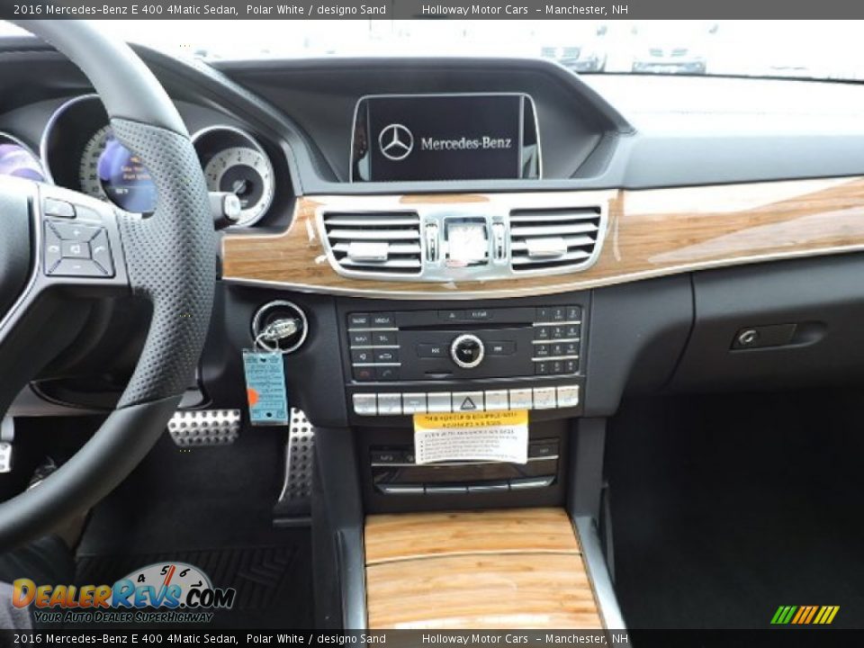 Dashboard of 2016 Mercedes-Benz E 400 4Matic Sedan Photo #15