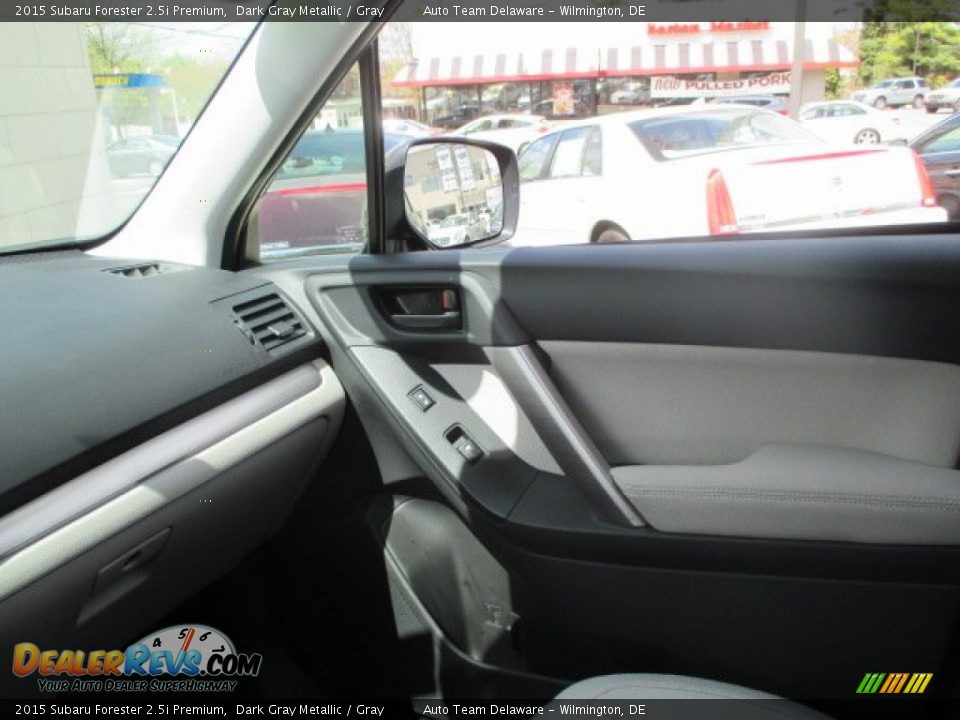2015 Subaru Forester 2.5i Premium Dark Gray Metallic / Gray Photo #33