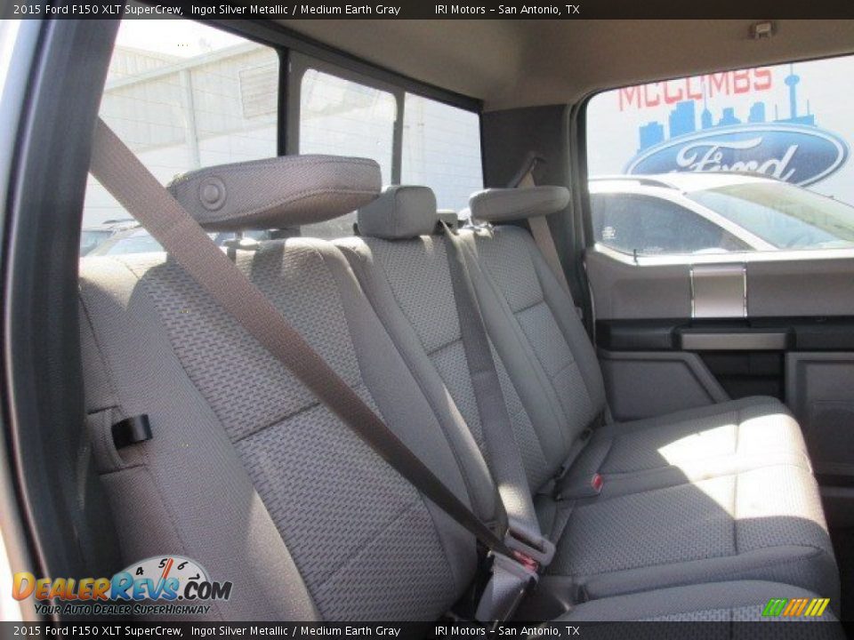 2015 Ford F150 XLT SuperCrew Ingot Silver Metallic / Medium Earth Gray Photo #26