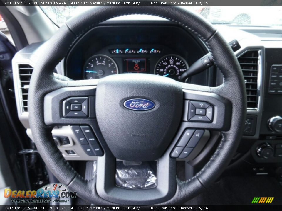2015 Ford F150 XLT SuperCab 4x4 Steering Wheel Photo #17