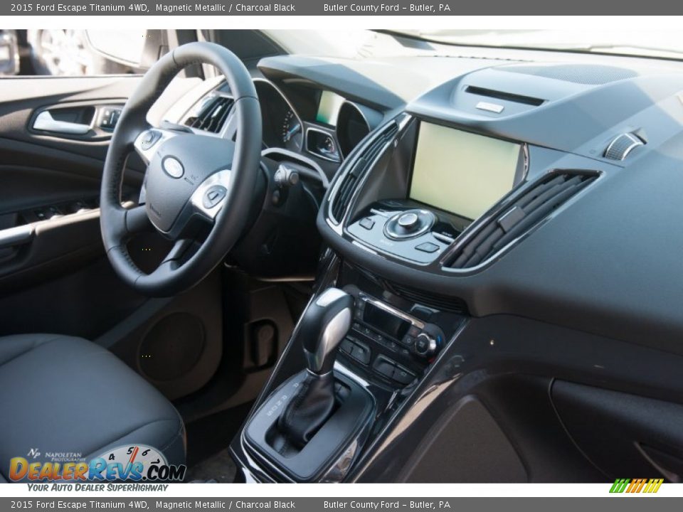 2015 Ford Escape Titanium 4WD Magnetic Metallic / Charcoal Black Photo #16