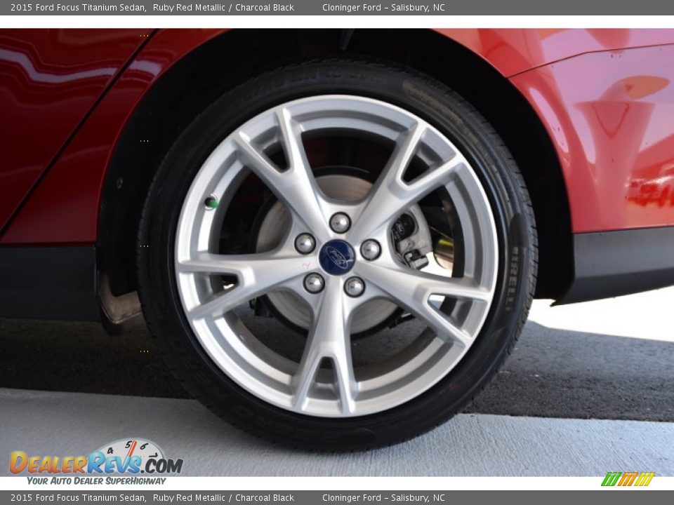2015 Ford Focus Titanium Sedan Wheel Photo #5