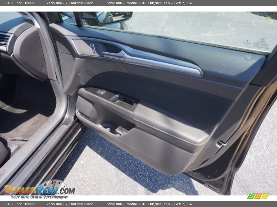 2014 Ford Fusion SE Tuxedo Black / Charcoal Black Photo #19