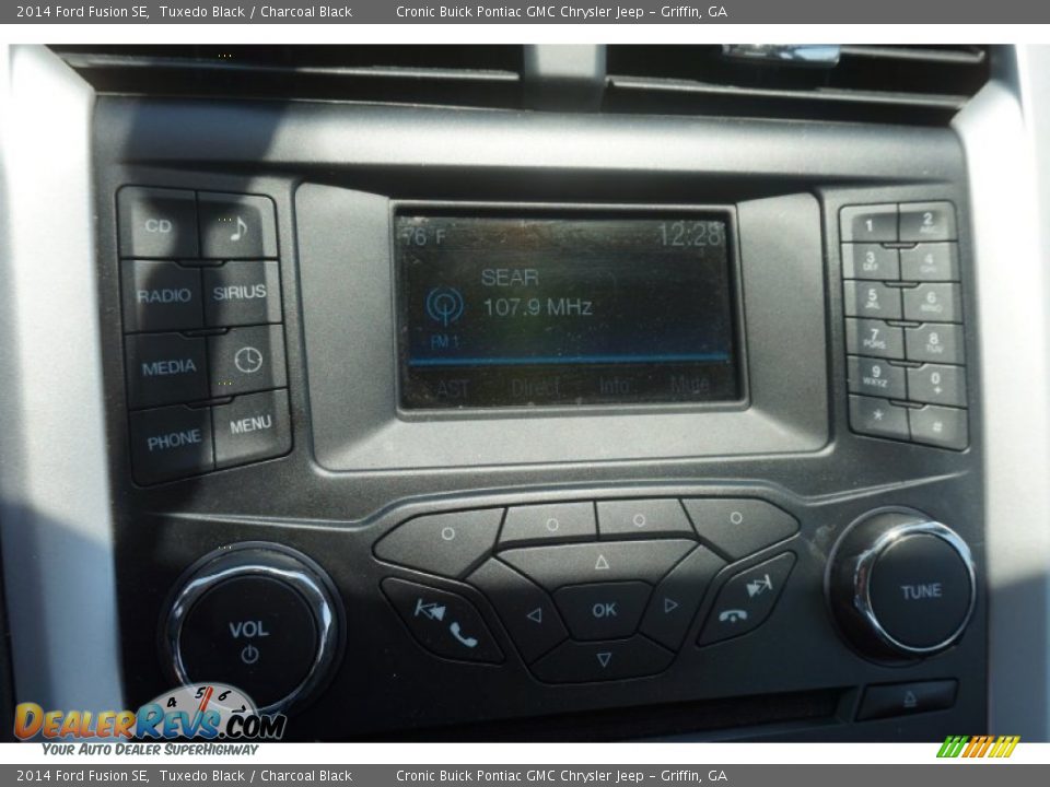 2014 Ford Fusion SE Tuxedo Black / Charcoal Black Photo #22