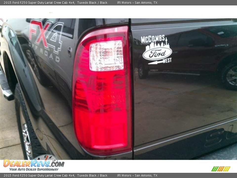 2015 Ford F250 Super Duty Lariat Crew Cab 4x4 Tuxedo Black / Black Photo #19