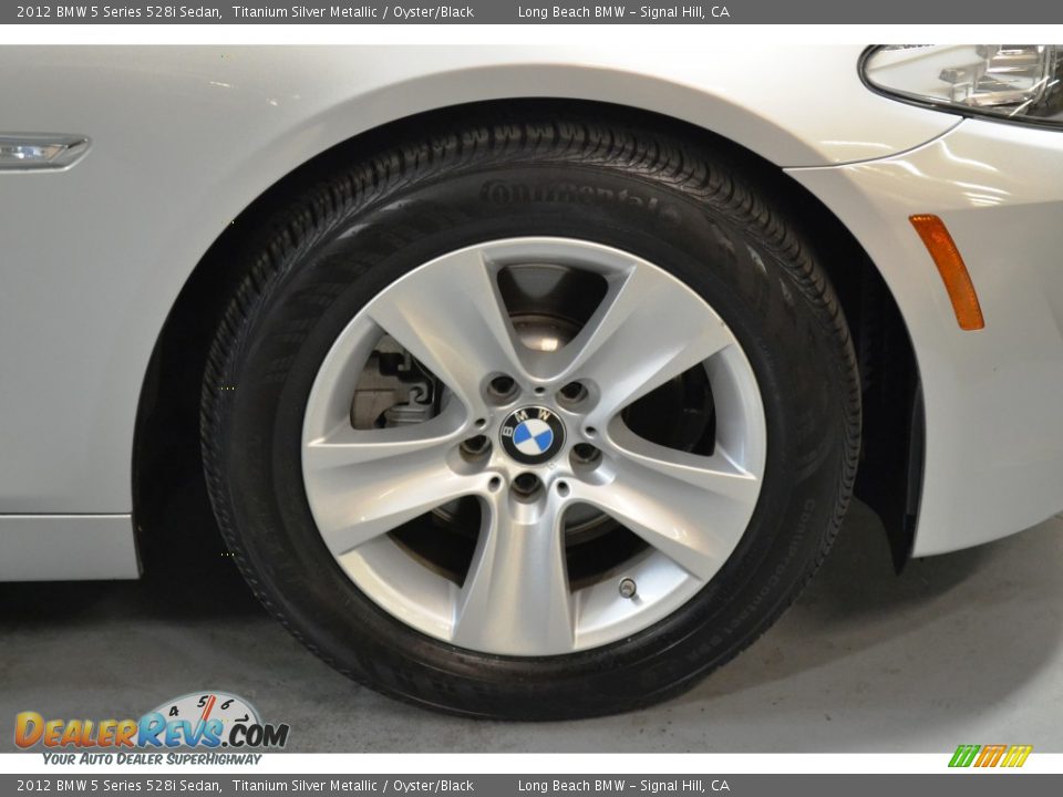 2012 BMW 5 Series 528i Sedan Titanium Silver Metallic / Oyster/Black Photo #3