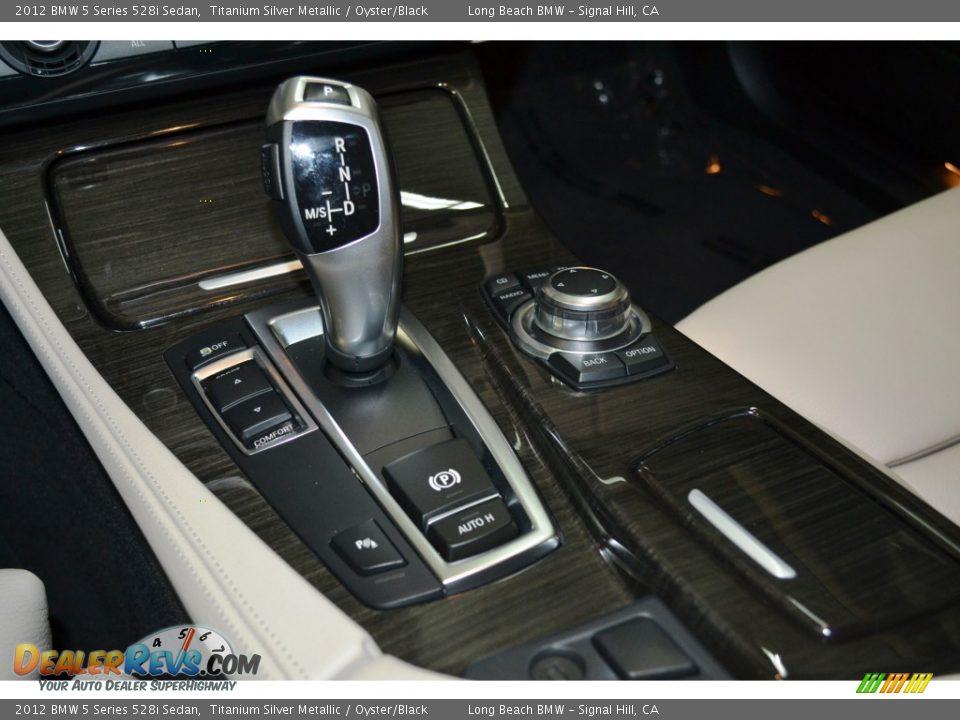 2012 BMW 5 Series 528i Sedan Titanium Silver Metallic / Oyster/Black Photo #21