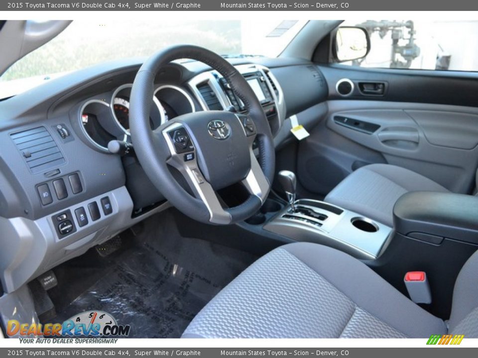2015 Toyota Tacoma V6 Double Cab 4x4 Super White / Graphite Photo #6