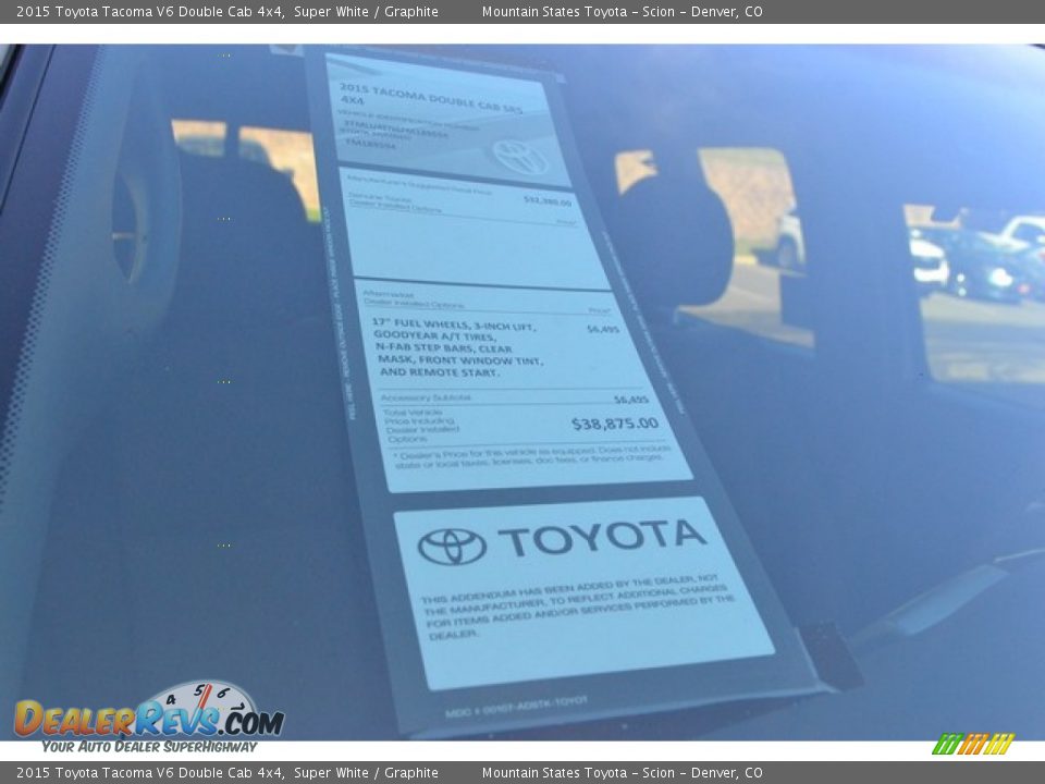 2015 Toyota Tacoma V6 Double Cab 4x4 Super White / Graphite Photo #11