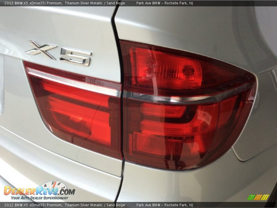 2012 BMW X5 xDrive35i Premium Titanium Silver Metallic / Sand Beige Photo #23