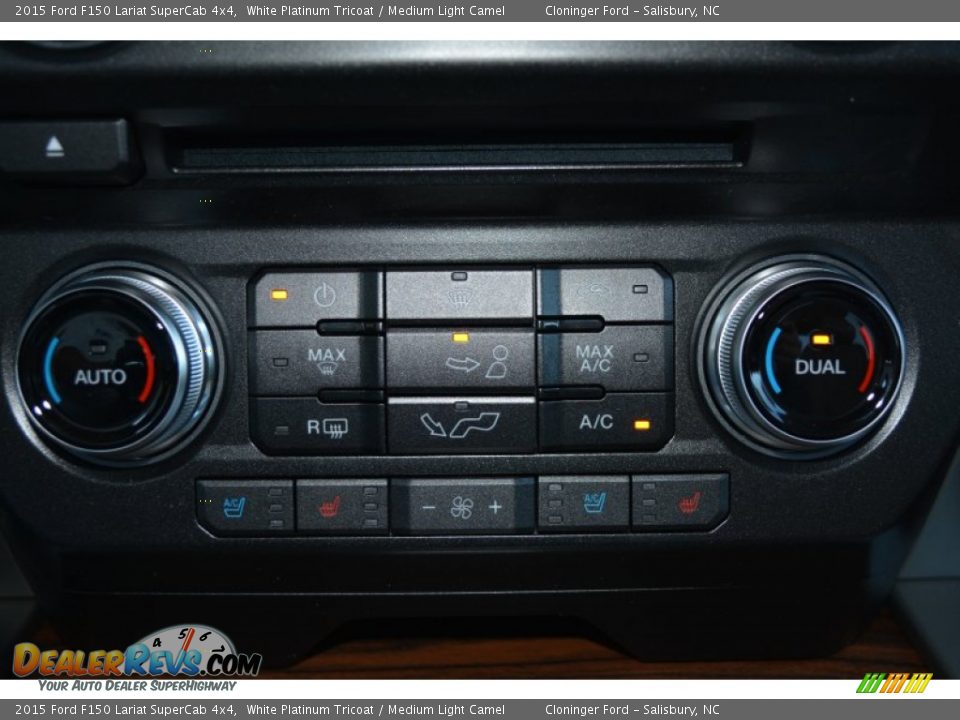 Controls of 2015 Ford F150 Lariat SuperCab 4x4 Photo #19