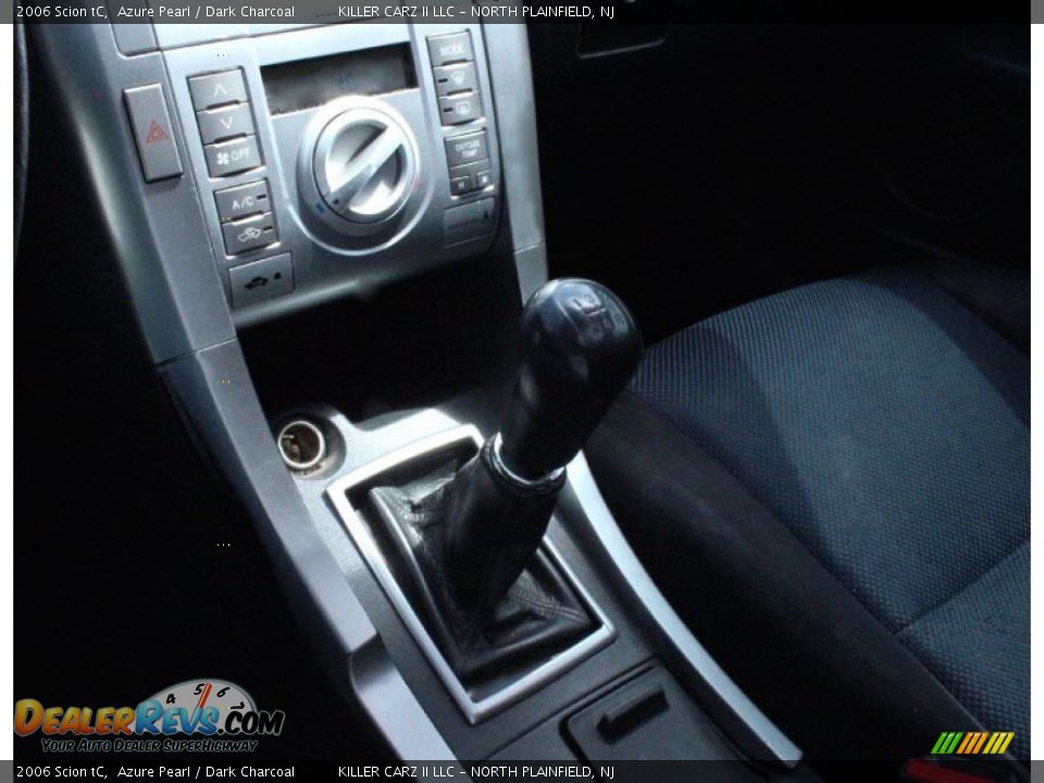 2006 Scion tC Azure Pearl / Dark Charcoal Photo #16