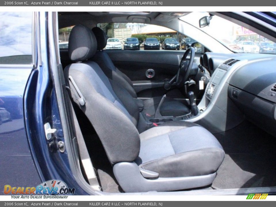 2006 Scion tC Azure Pearl / Dark Charcoal Photo #17