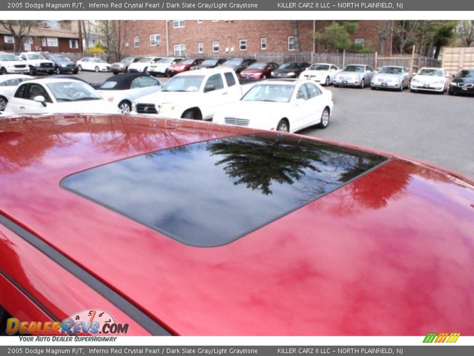 2005 Dodge Magnum R/T Inferno Red Crystal Pearl / Dark Slate Gray/Light Graystone Photo #25