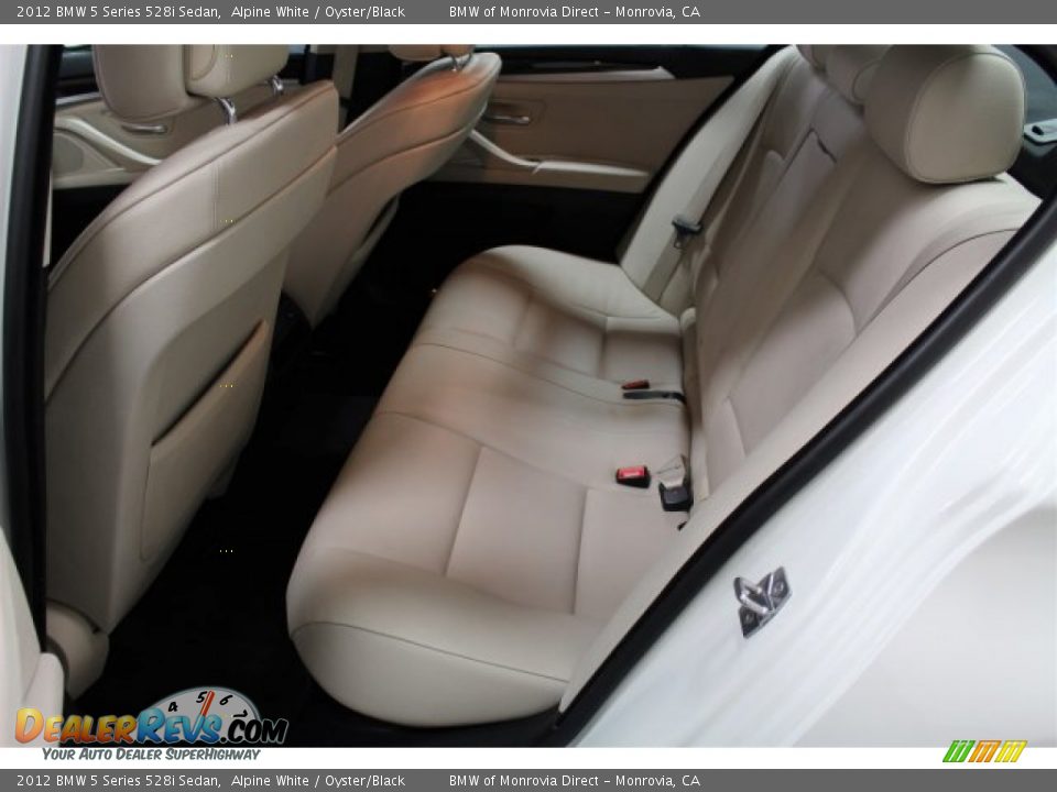 2012 BMW 5 Series 528i Sedan Alpine White / Oyster/Black Photo #14