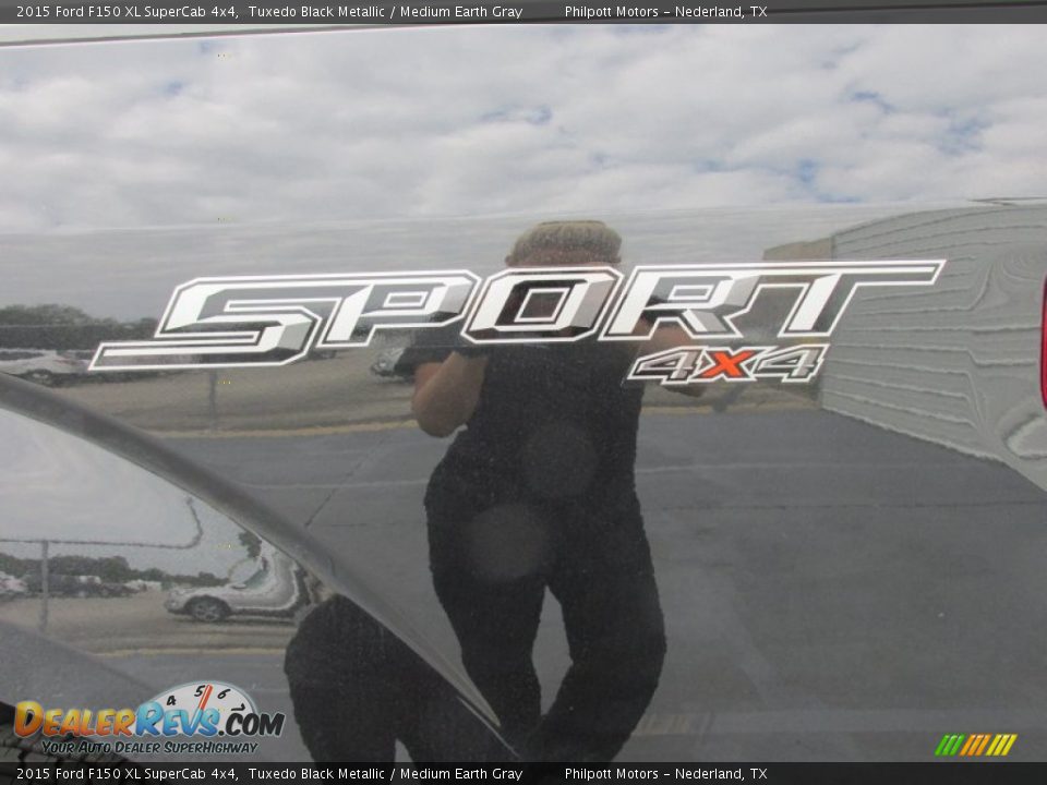 2015 Ford F150 XL SuperCab 4x4 Tuxedo Black Metallic / Medium Earth Gray Photo #15