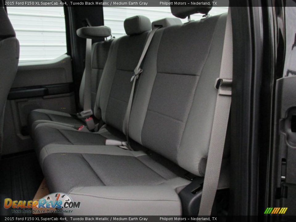 2015 Ford F150 XL SuperCab 4x4 Tuxedo Black Metallic / Medium Earth Gray Photo #19