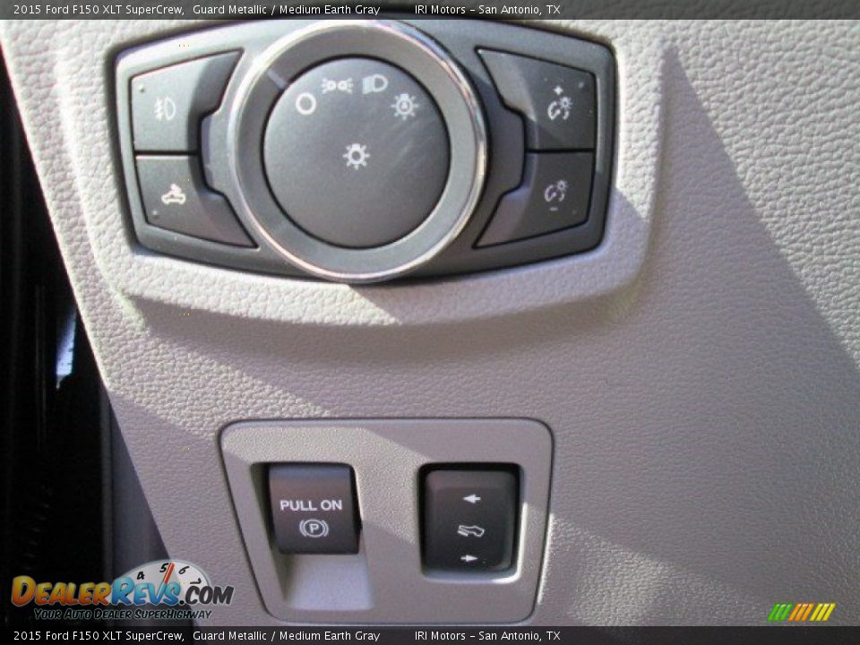 2015 Ford F150 XLT SuperCrew Guard Metallic / Medium Earth Gray Photo #34