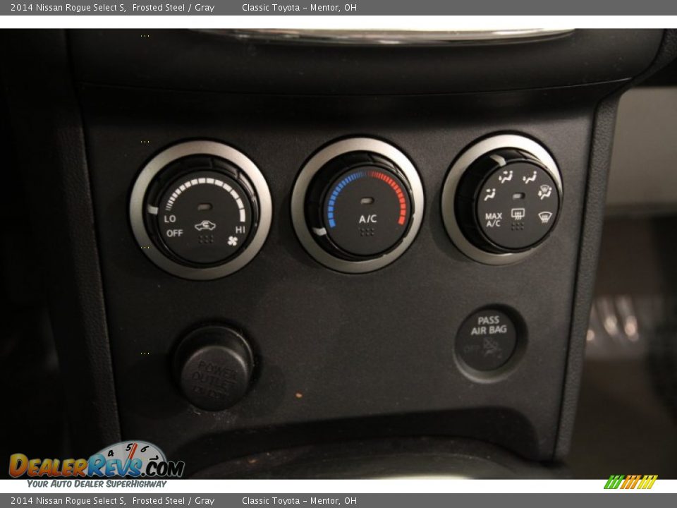 2014 Nissan Rogue Select S Frosted Steel / Gray Photo #11