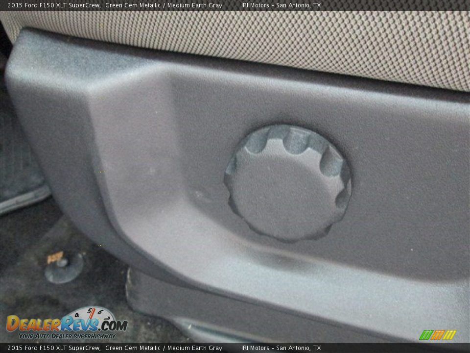 2015 Ford F150 XLT SuperCrew Green Gem Metallic / Medium Earth Gray Photo #14