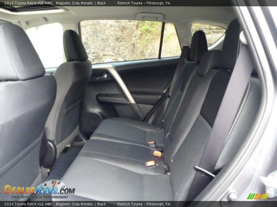 2014 Toyota RAV4 XLE AWD Magnetic Gray Metallic / Black Photo #5