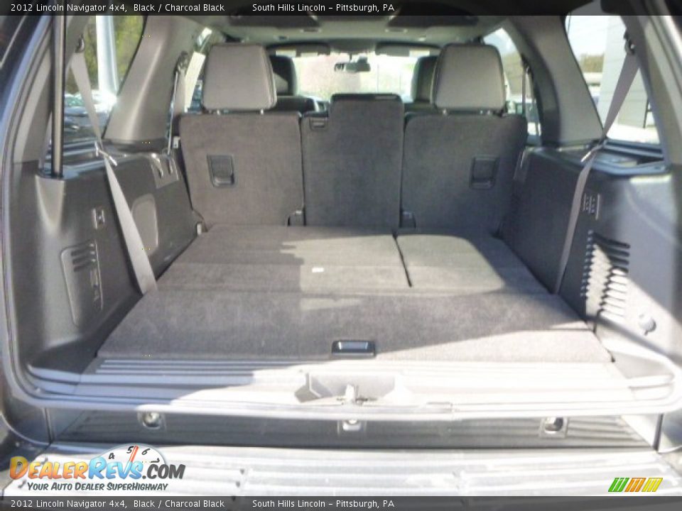 2012 Lincoln Navigator 4x4 Black / Charcoal Black Photo #6