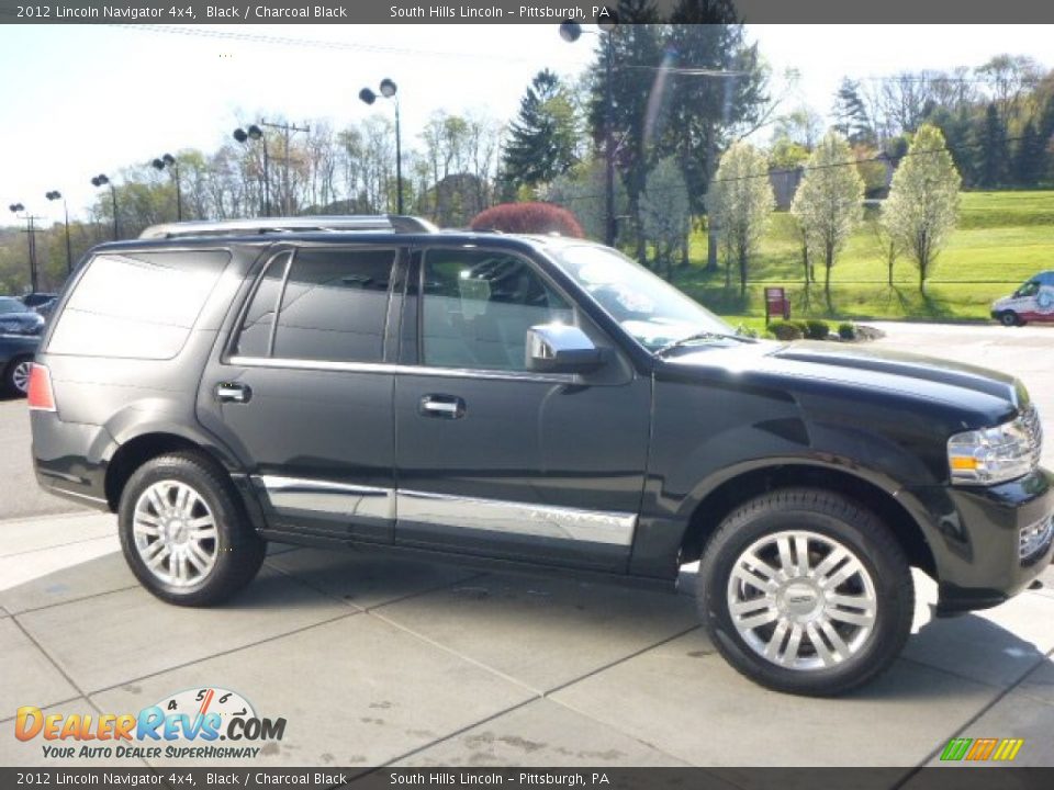 2012 Lincoln Navigator 4x4 Black / Charcoal Black Photo #7