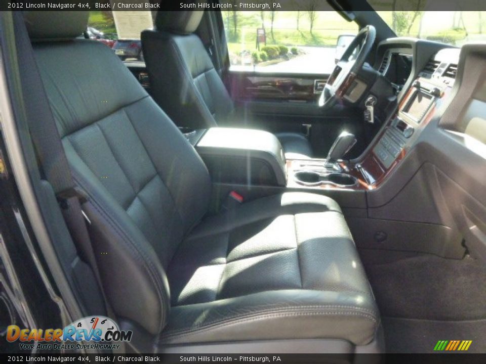 2012 Lincoln Navigator 4x4 Black / Charcoal Black Photo #11