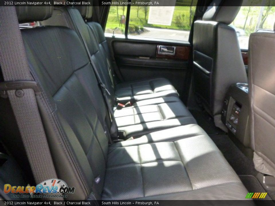 2012 Lincoln Navigator 4x4 Black / Charcoal Black Photo #14