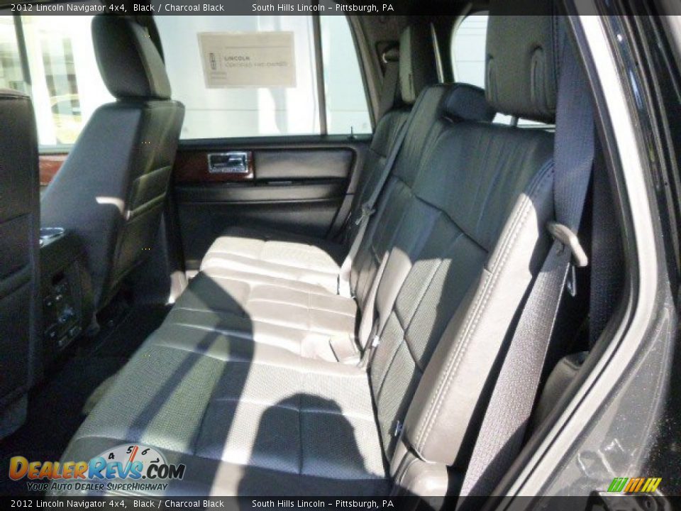 2012 Lincoln Navigator 4x4 Black / Charcoal Black Photo #17