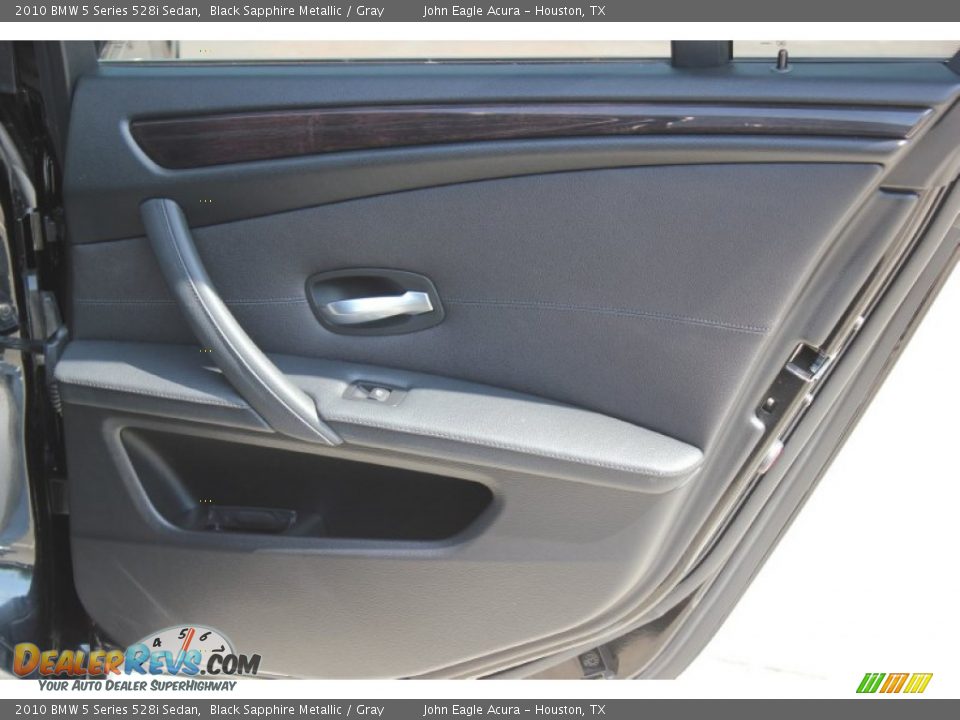 2010 BMW 5 Series 528i Sedan Black Sapphire Metallic / Gray Photo #18