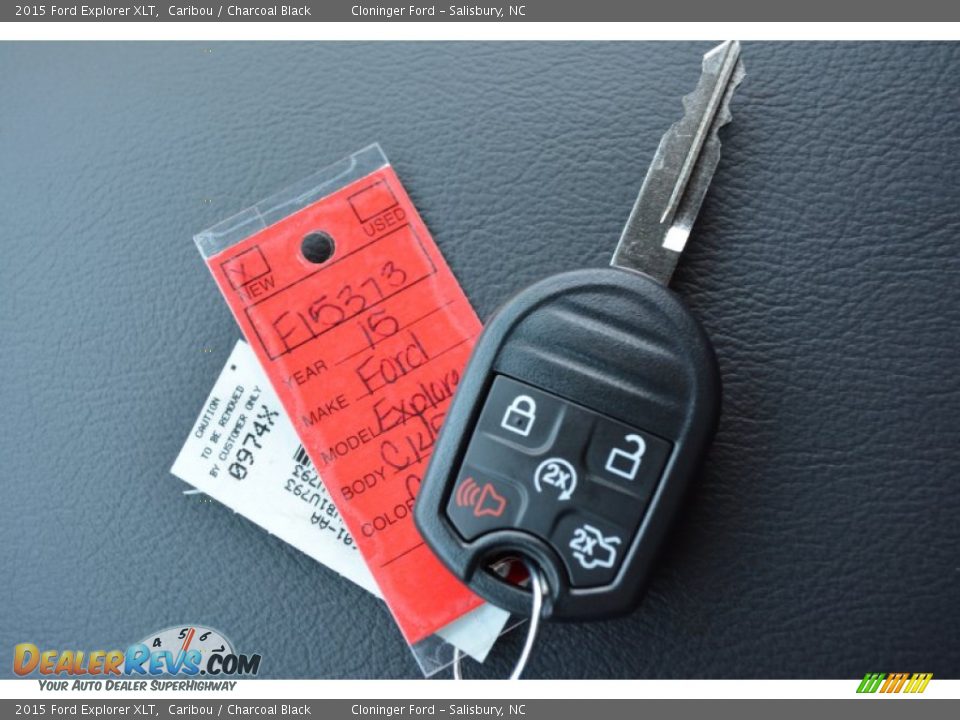 2015 Ford Explorer XLT Caribou / Charcoal Black Photo #23