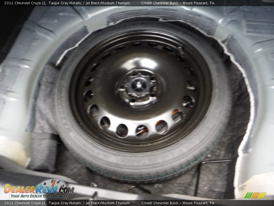 2011 Chevrolet Cruze LS Taupe Gray Metallic / Jet Black/Medium Titanium Photo #24