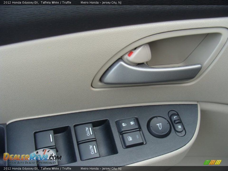 2012 Honda Odyssey EX Taffeta White / Truffle Photo #10
