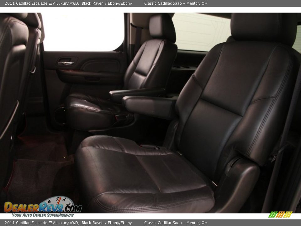 2011 Cadillac Escalade ESV Luxury AWD Black Raven / Ebony/Ebony Photo #18