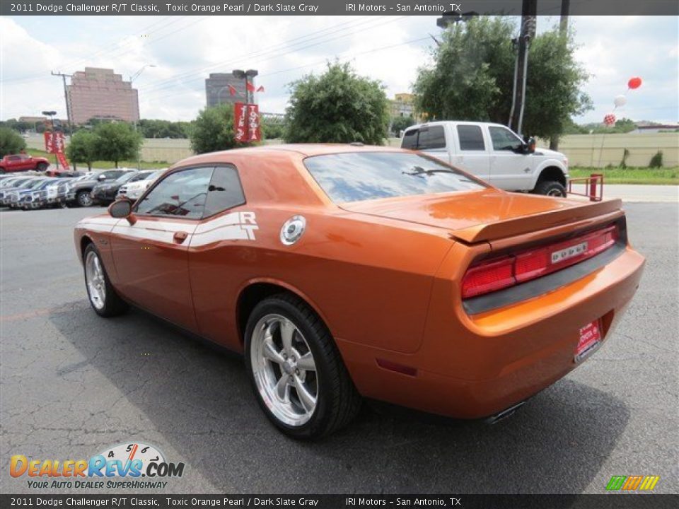 2011 Dodge Challenger R/T Classic Toxic Orange Pearl / Dark Slate Gray Photo #5